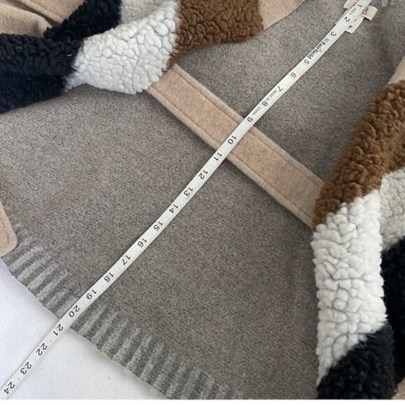 🆕 WOOL PONCHO CAPE LAYERING NWT a.n.a. Maje OSFM Tan Brown Black Cream - Picture 13 of 14